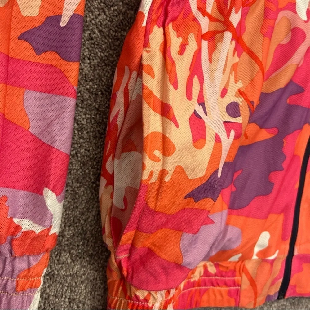 Umbro coral size made